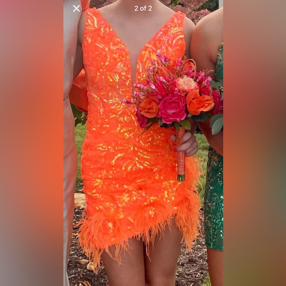 Ellie Wilde Orange Bodycon Dress Plunge Neckline Sleeveless